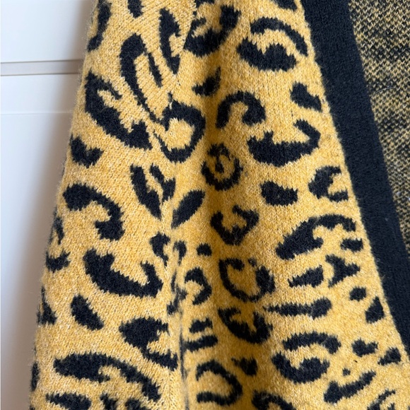 Nike Men’s Leopard Circa Cardigan Sweater. Size Large. - Picture 2 of 4